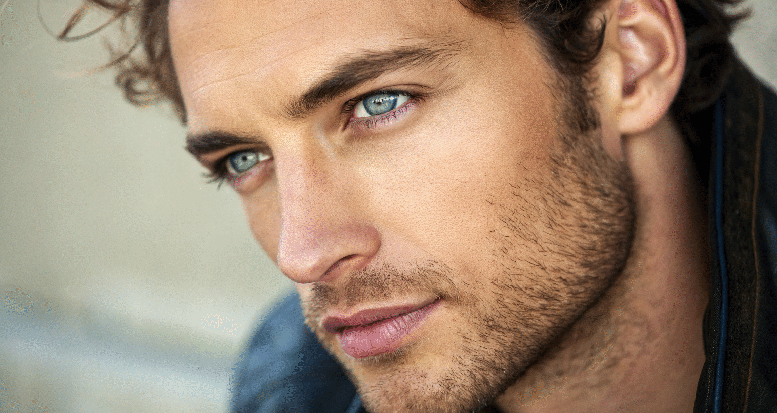 cropped-beautiful-man-picture-model-close-up-2.png